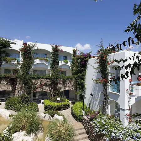 Üdülőközpont Royal Asarlik 5*